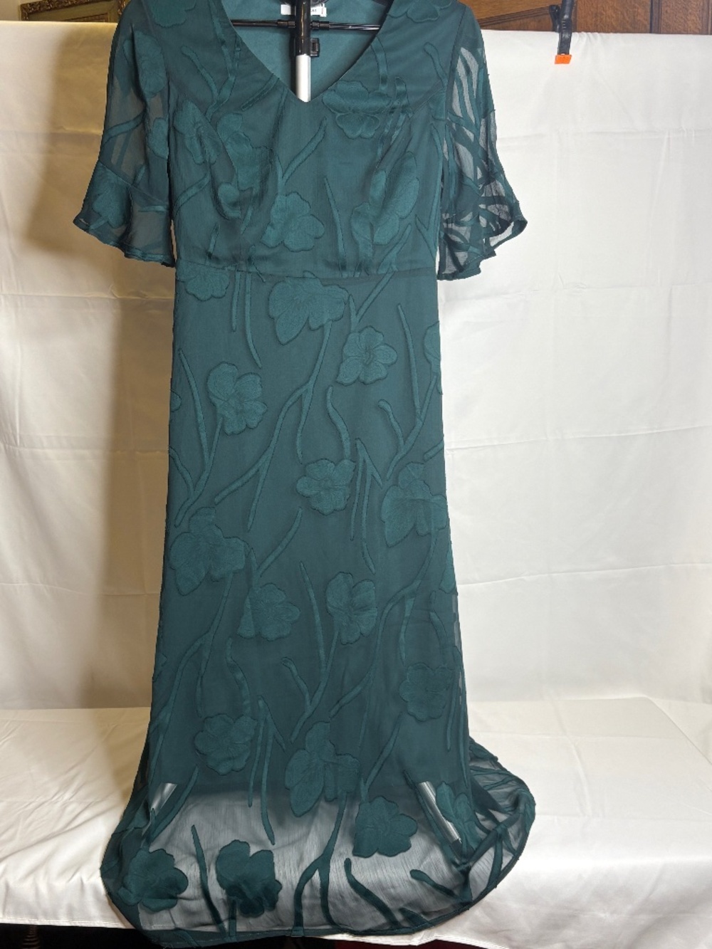 NEW MsGlamor Women's Dress Ruffle Flutter Lace Maxi Dress Size Small Bridal NWT